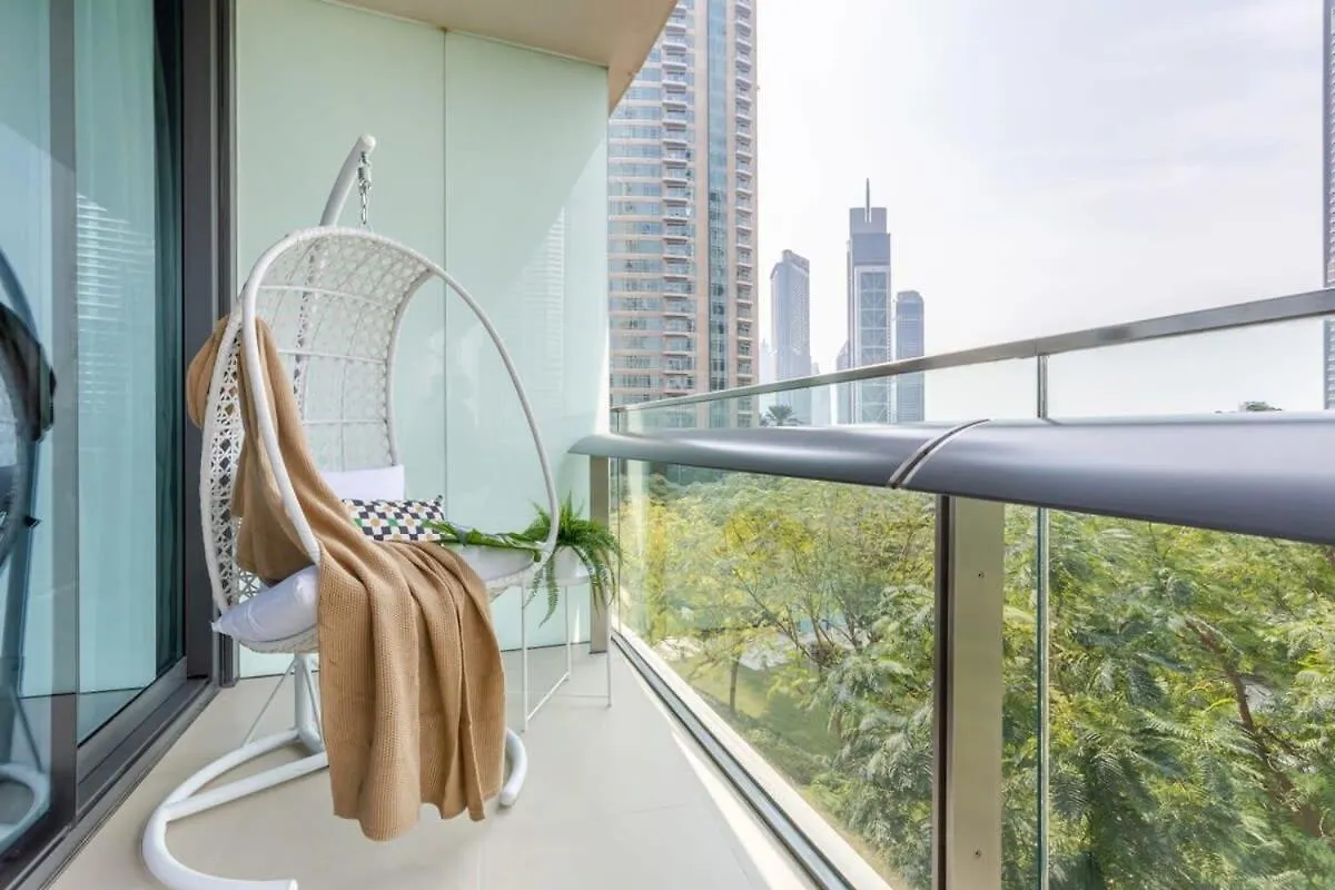 Frank Porter - Burj Vista Tower 2 Dubai United Arab Emirates