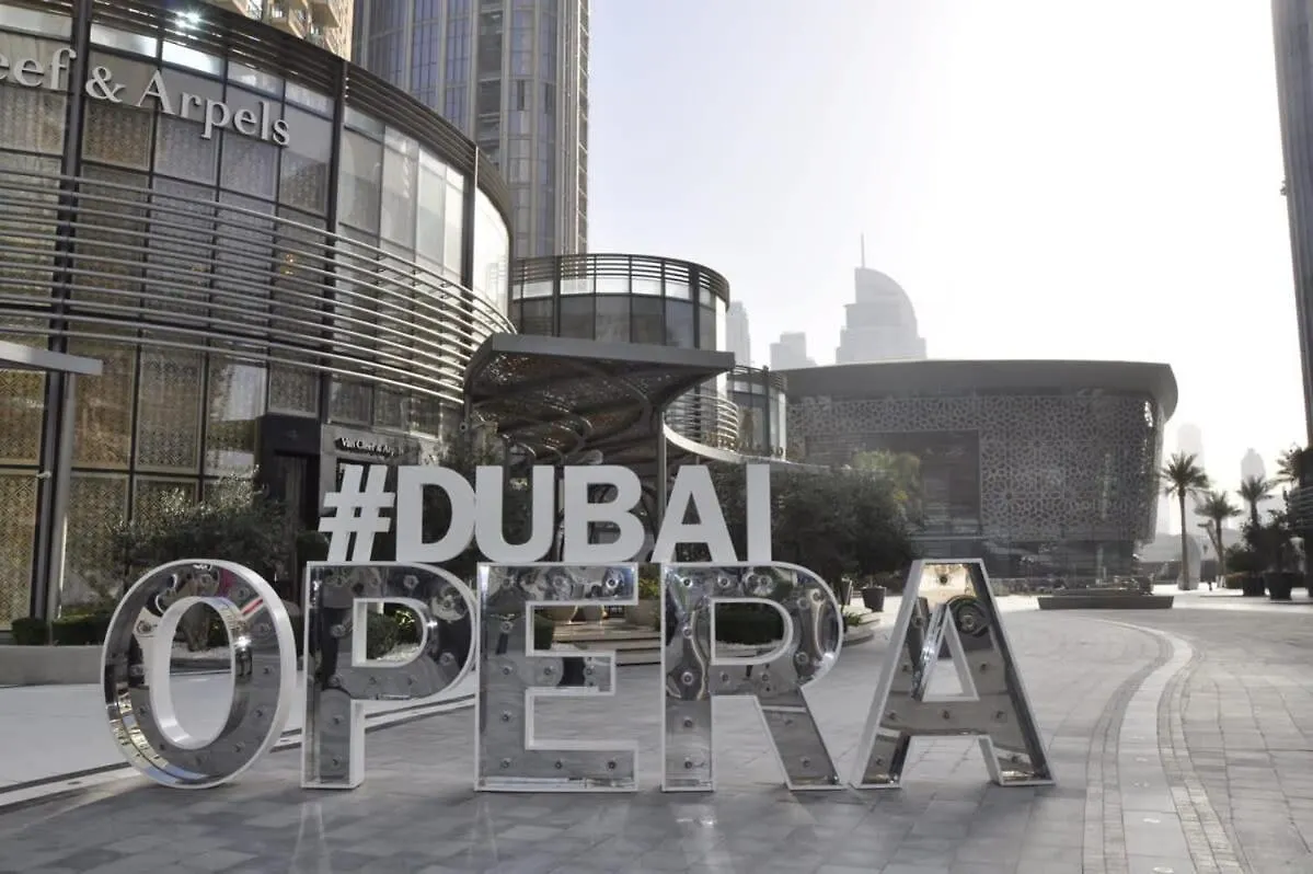 Frank Porter - Burj Vista Tower 2 Dubai